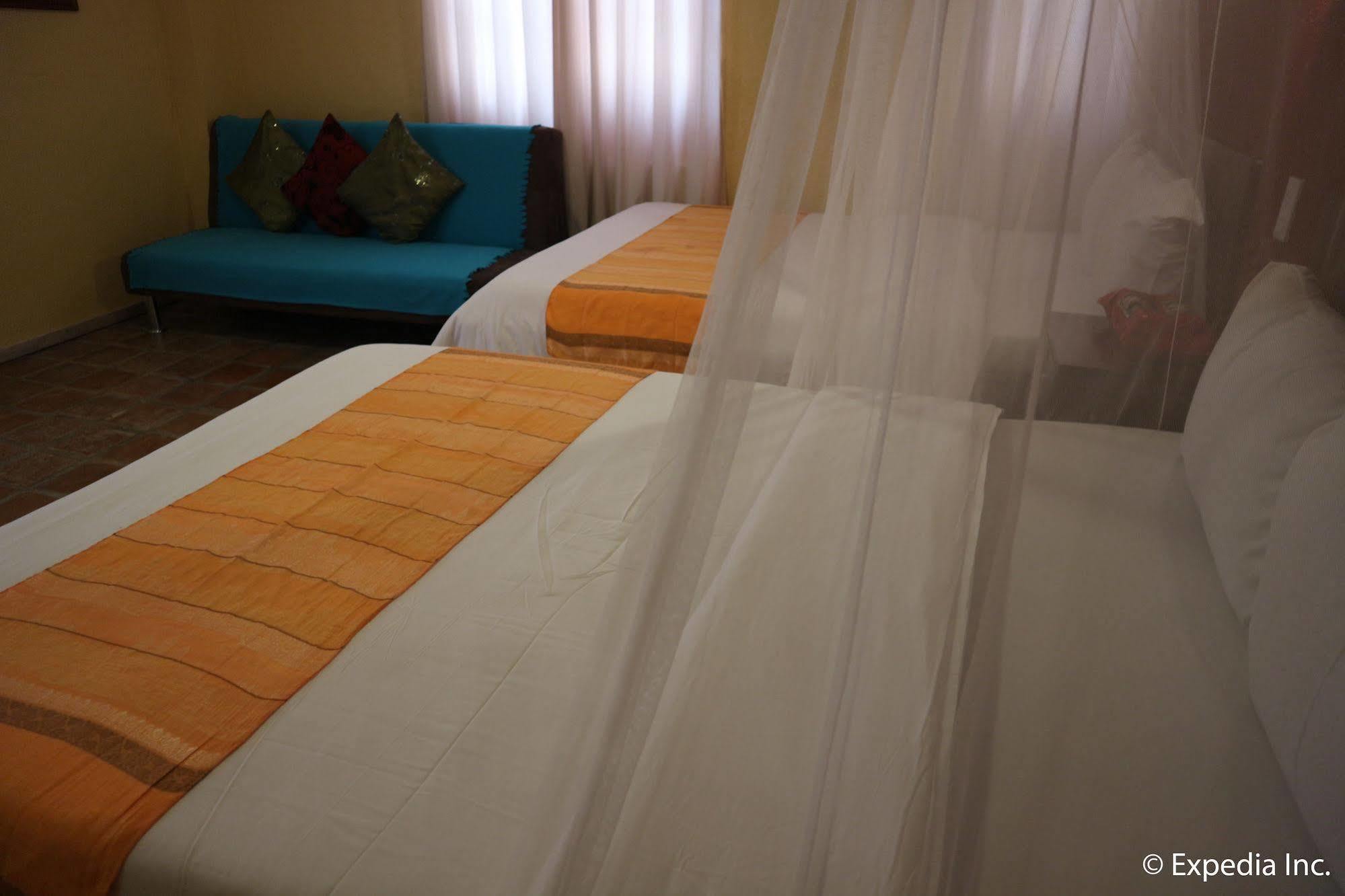 The Sun Villa Resort y Spa Beachfront Balabag  Exterior foto
