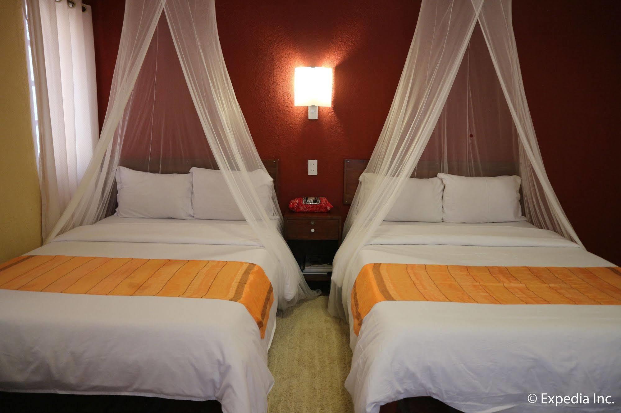 The Sun Villa Resort y Spa Beachfront Balabag  Exterior foto