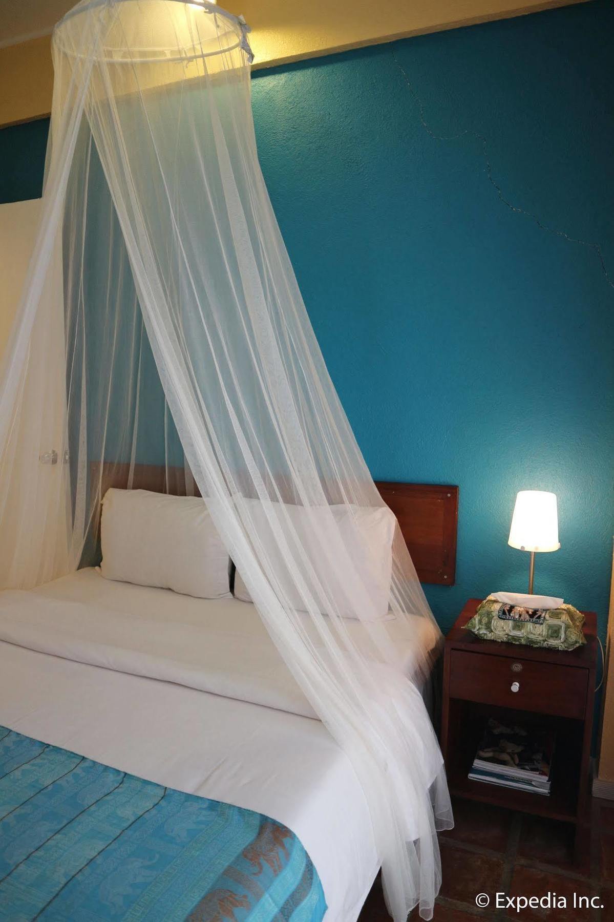 The Sun Villa Resort y Spa Beachfront Balabag  Exterior foto