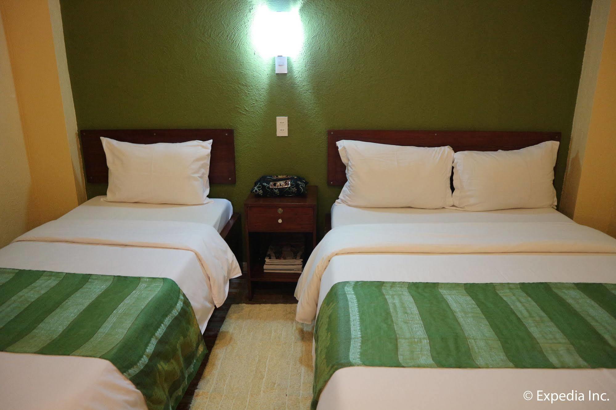 The Sun Villa Resort y Spa Beachfront Balabag  Exterior foto